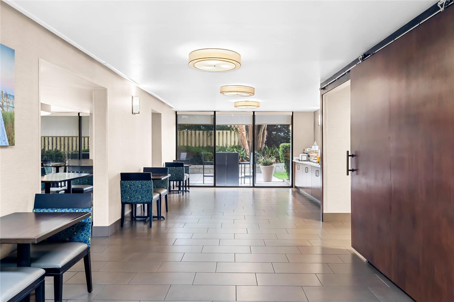 Comfort Inn University Wilmington NC 13/27