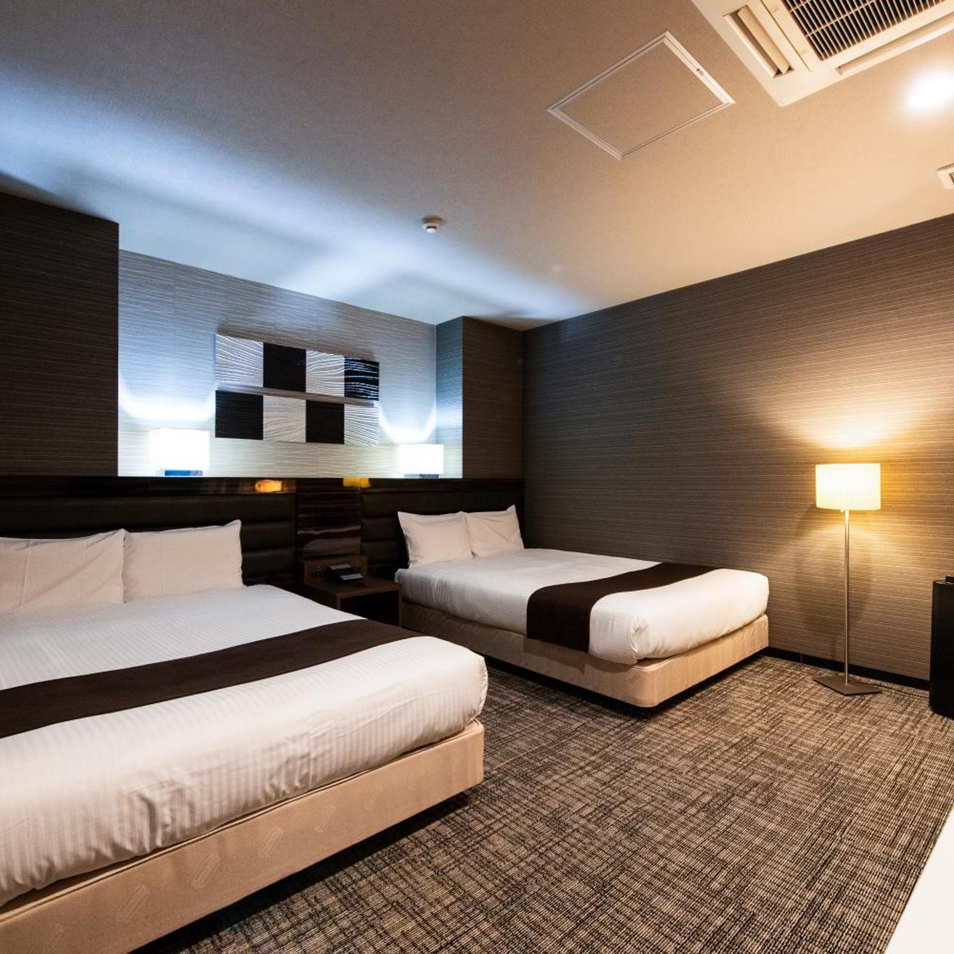Deluxe, Twin Beds