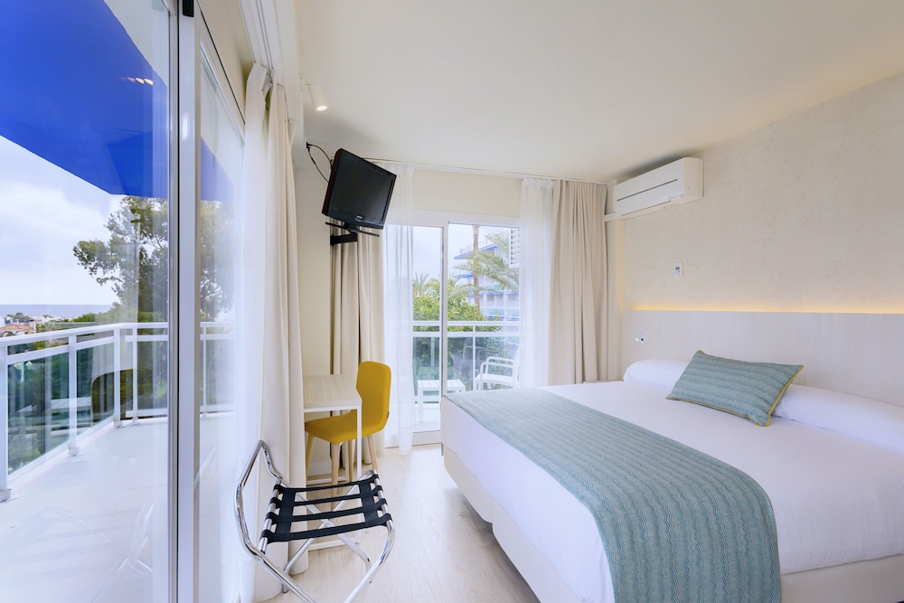 SUPERIOR, DOUBLE BED, TERRACE