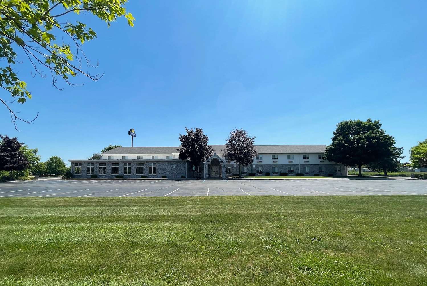 Days Inn by Wyndham Imlay City 42/48