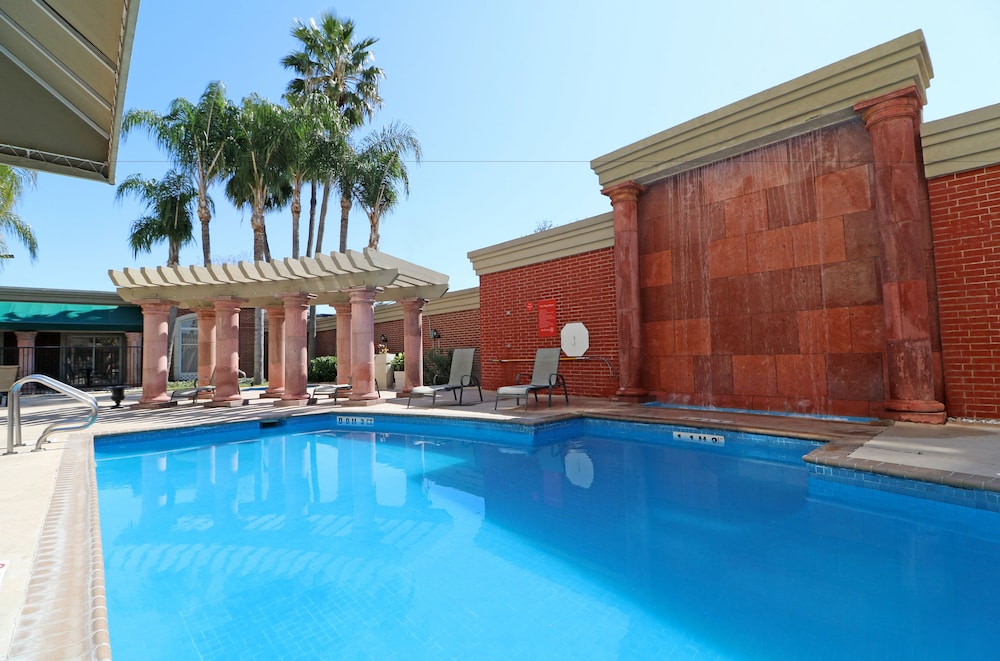 Wyndham Garden Mcallen At La Plaza Mall 7/61