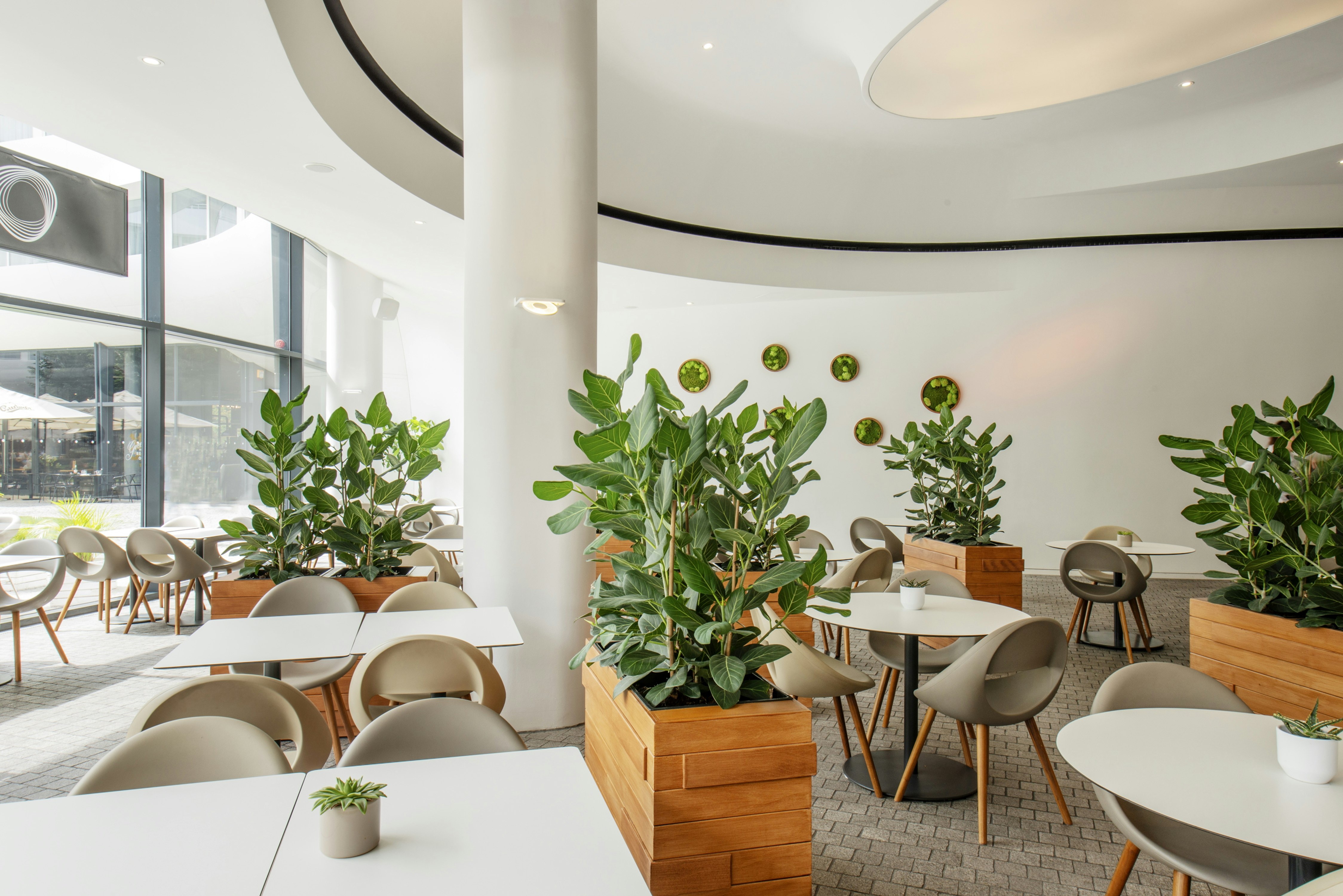 Doubletree By Hilton Wroclaw 46/77