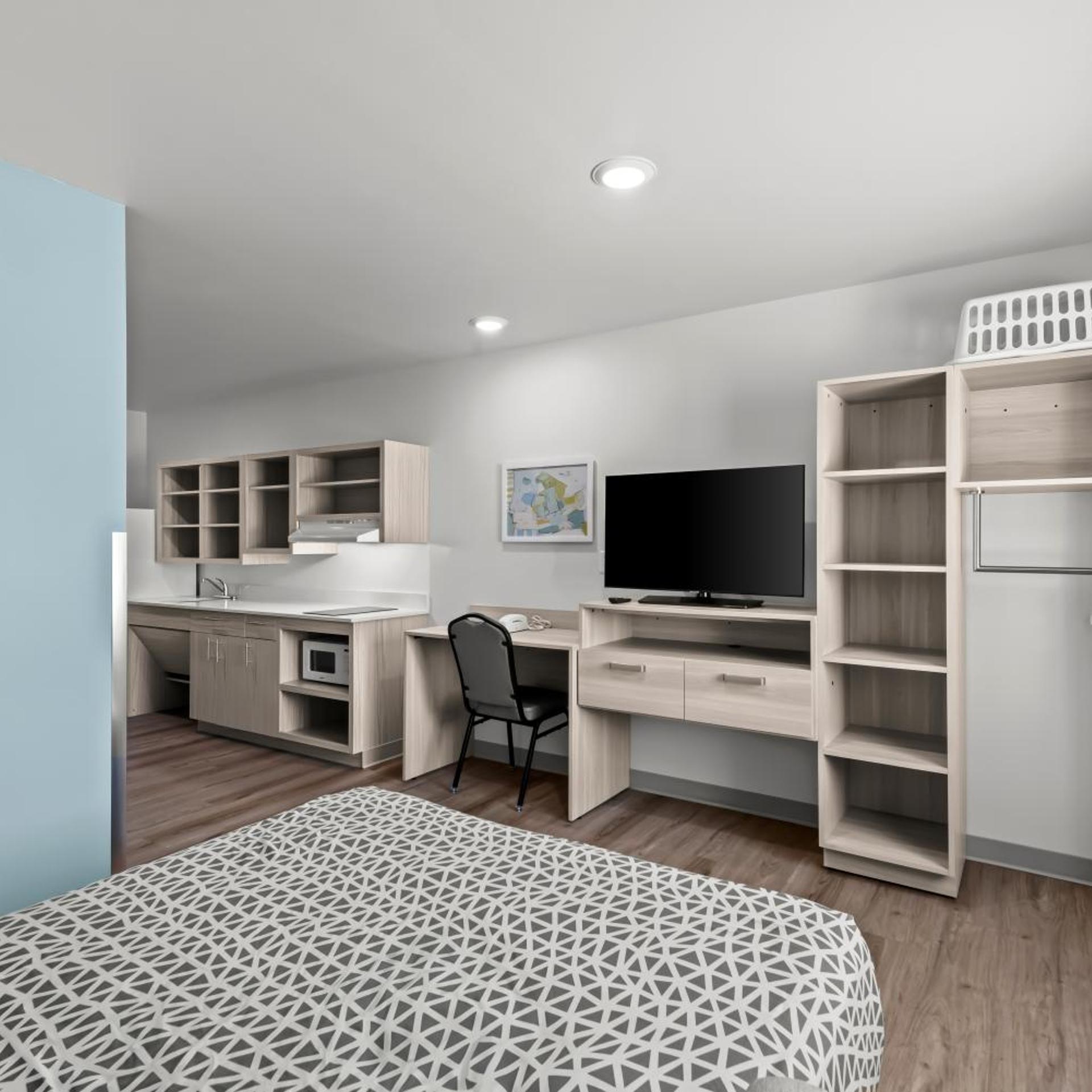 WoodSpring Suites Coralville Iowa City 21/41