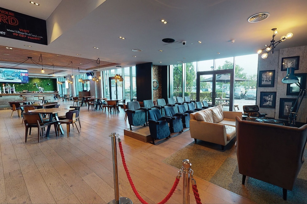 Village Hotel London Watford 30/50