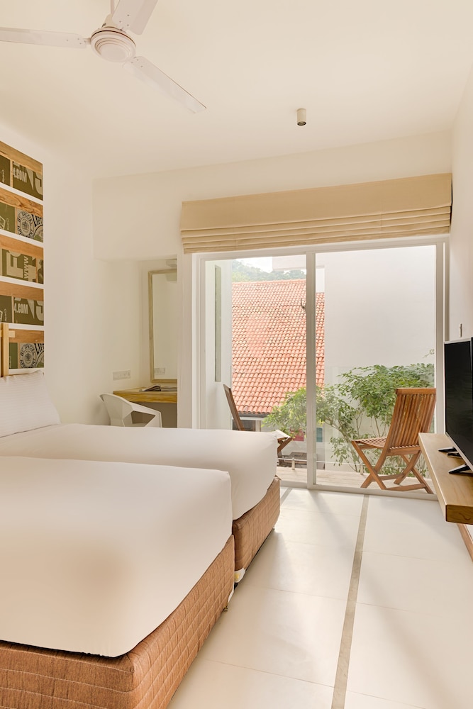 Hotel J Unawatuna 18/62