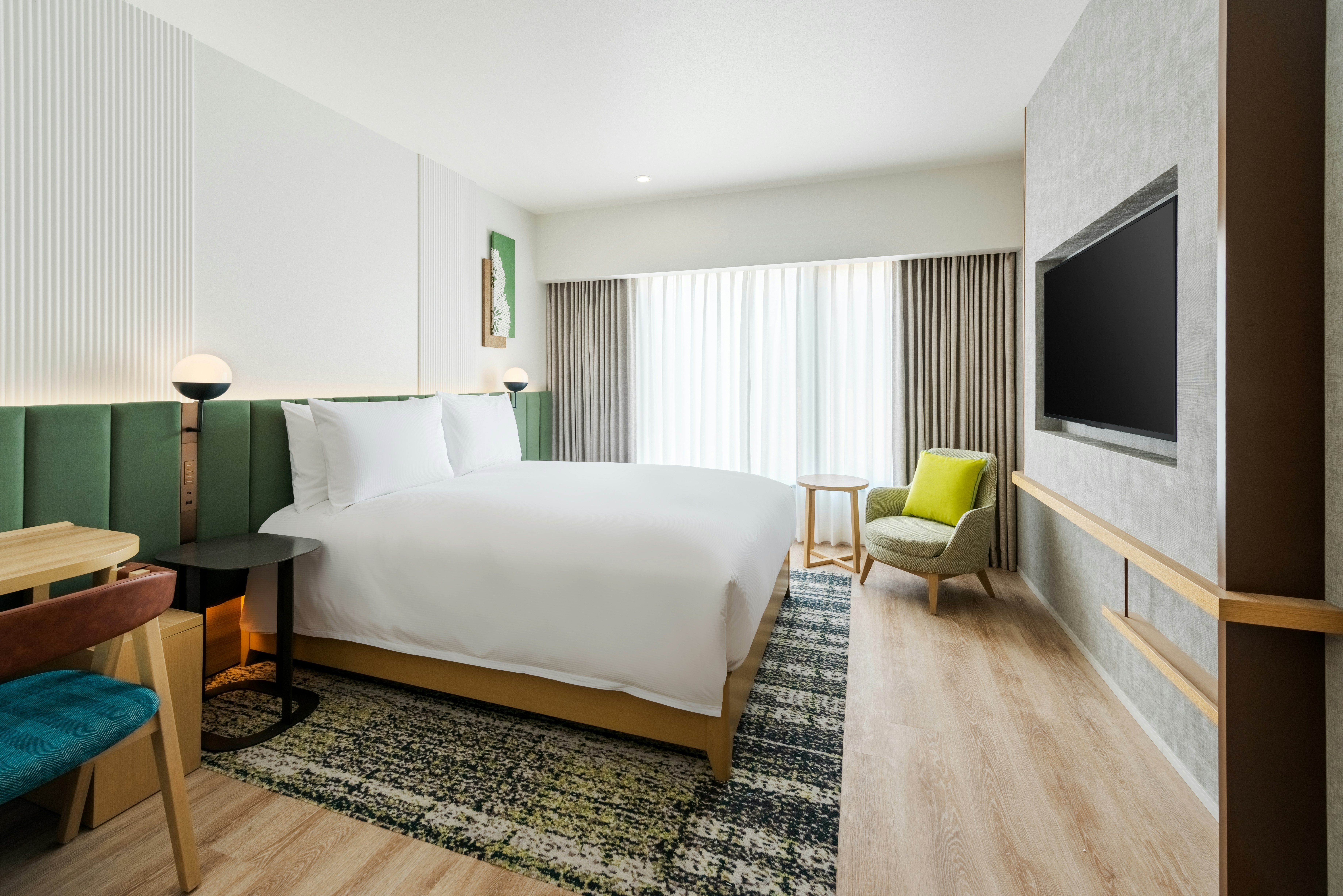 ROOM, QUEEN BED, ACCESSIBLE