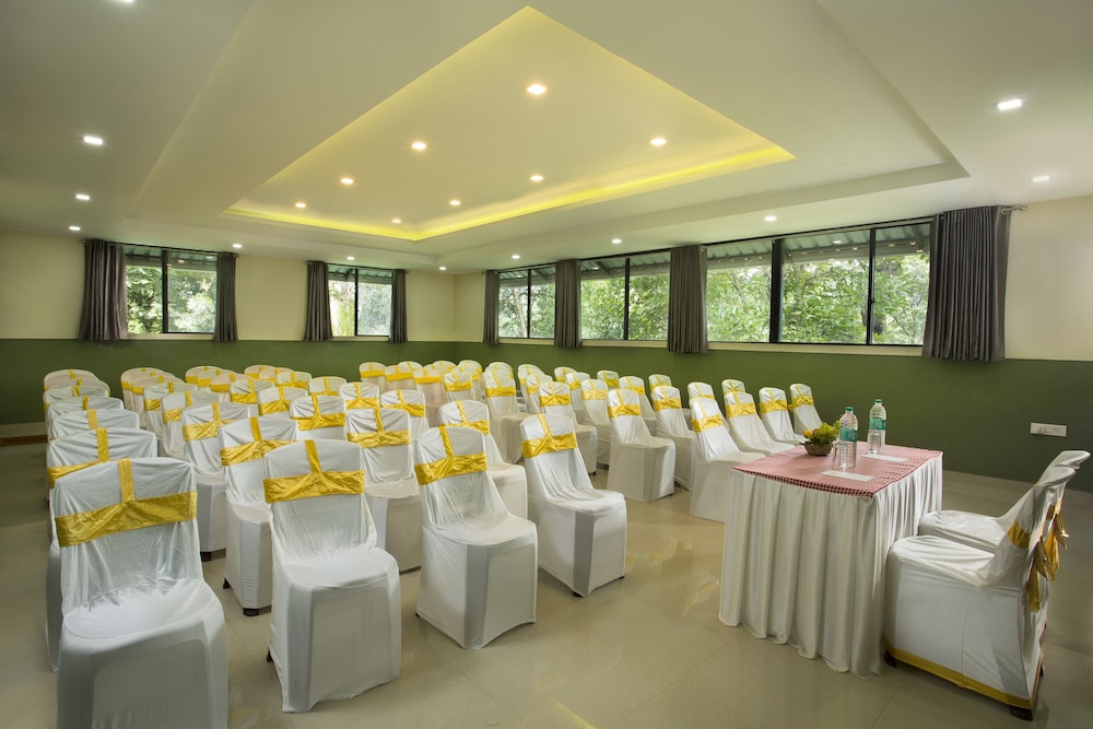 Adithya Nature Resort & Spa 32/50