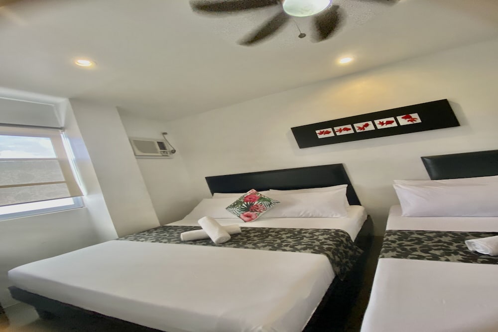 ROOM, TRIPLE