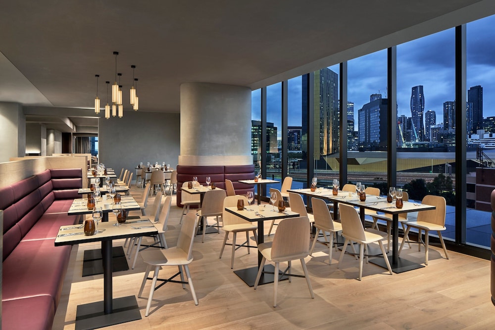 AC Hotel Melbourne Southbank 35/50