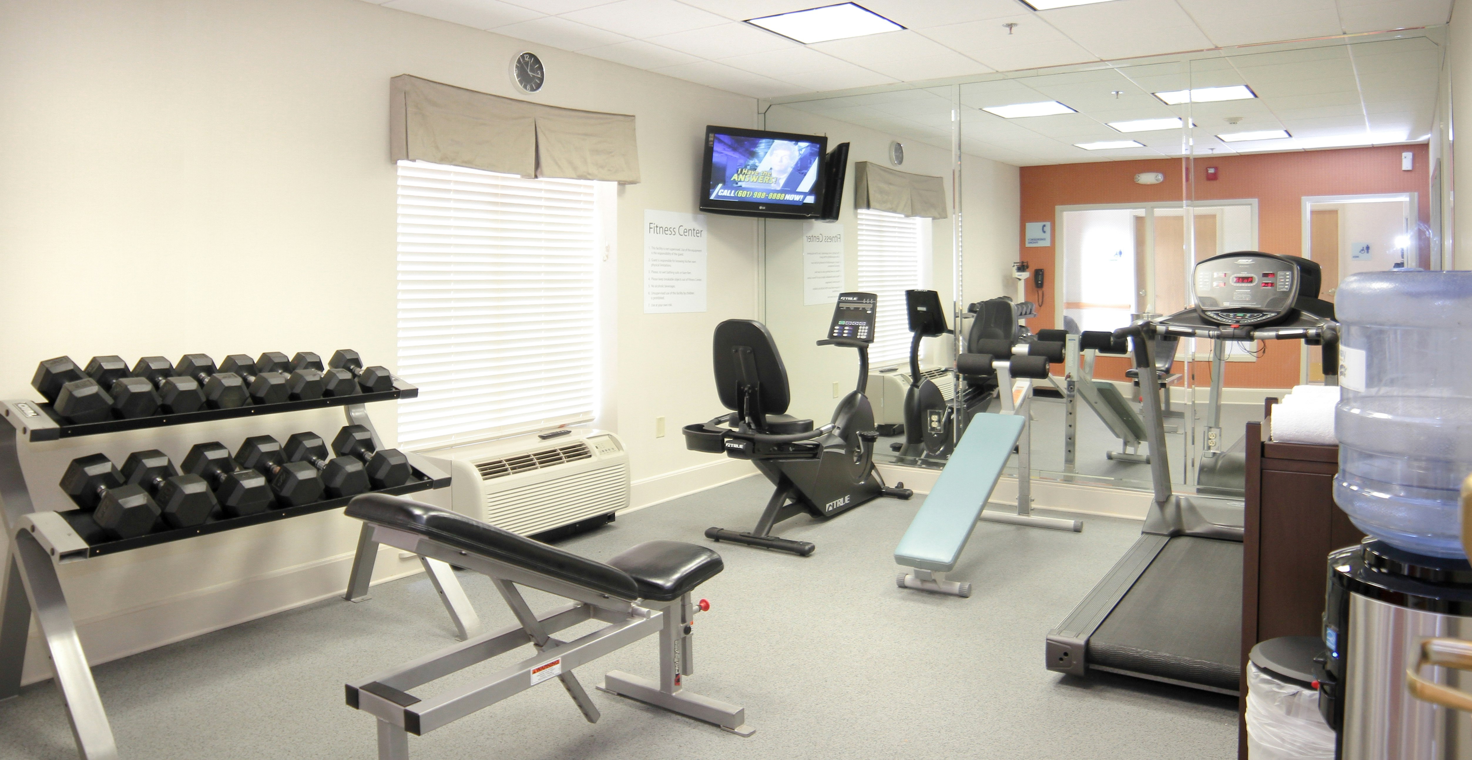 Holiday Inn Express Hotel & Suites Vicksburg 42/74