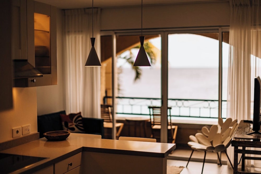 The Bellafonte - Luxury Oceanfront Hotel 22/50