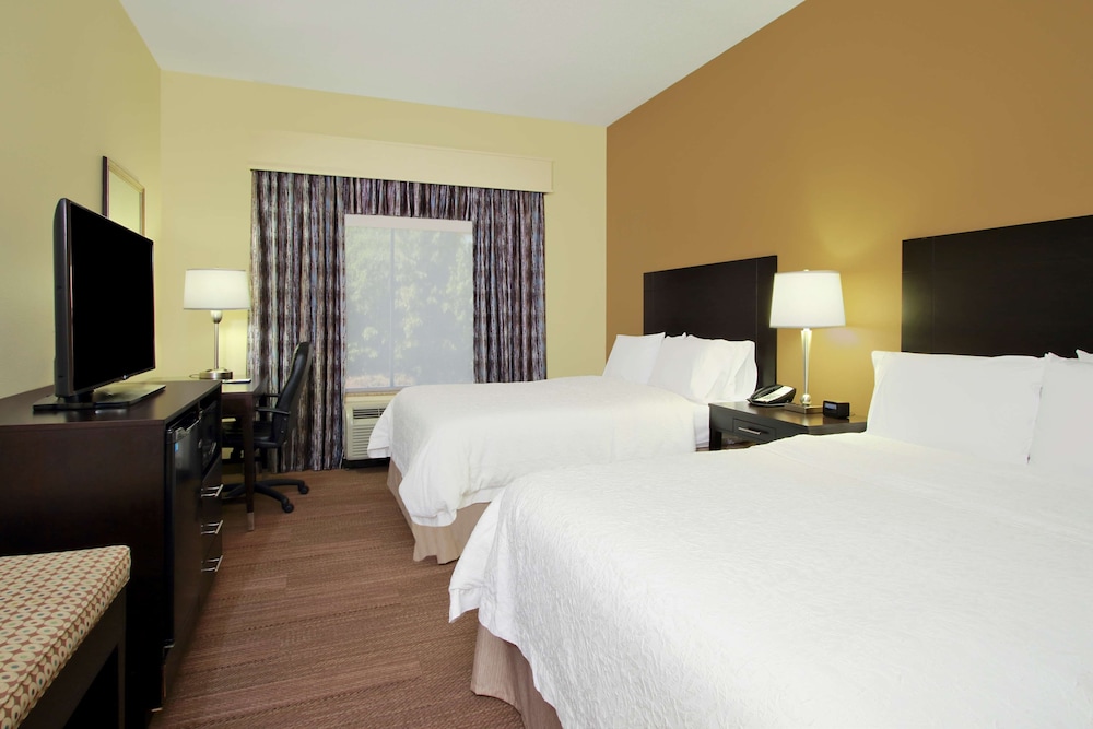 Hampton Inn Winfield 12/48