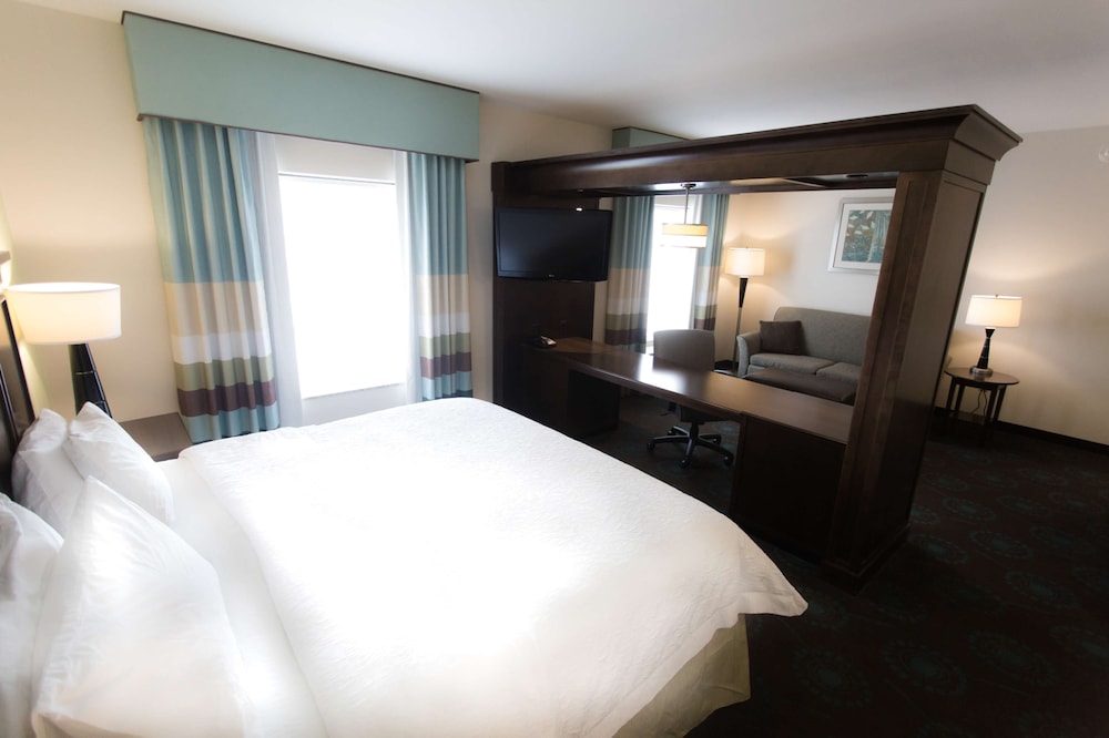 Hampton Inn And Suites Middlebury In 14/42