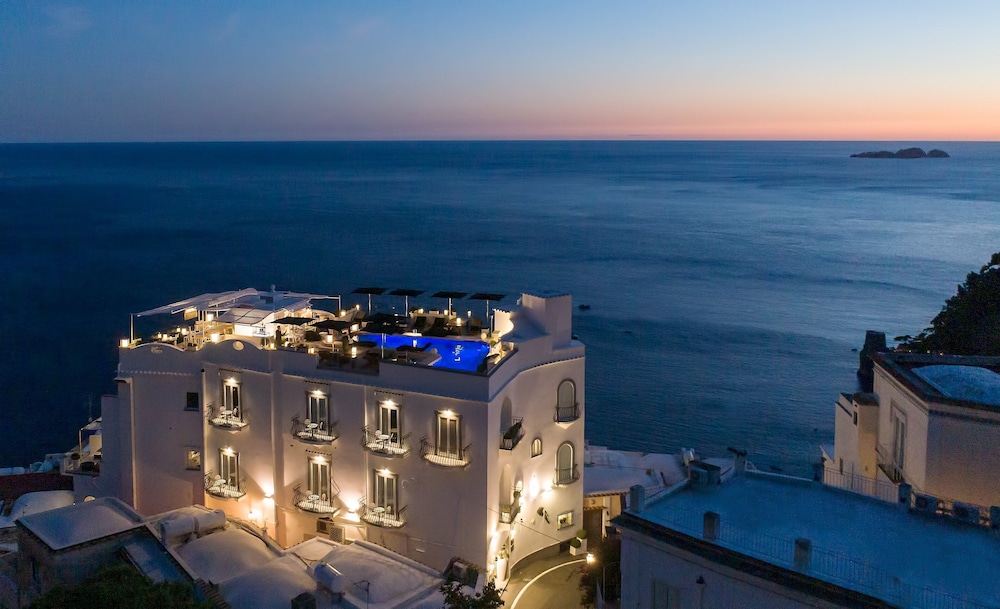 Villa Franca Hotel 2/56
