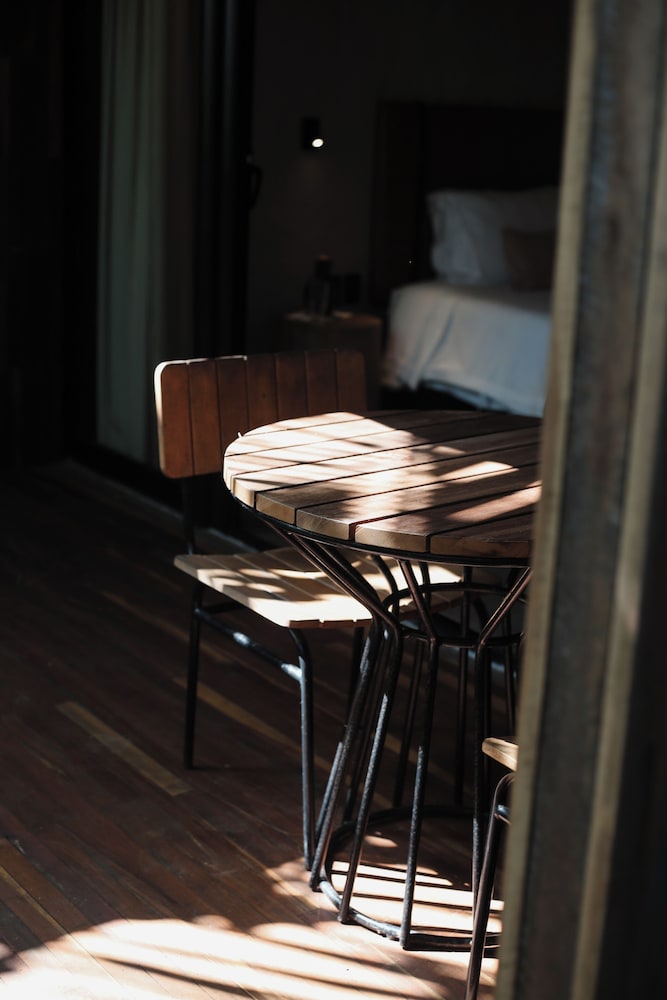 Makena Hotel 33/44