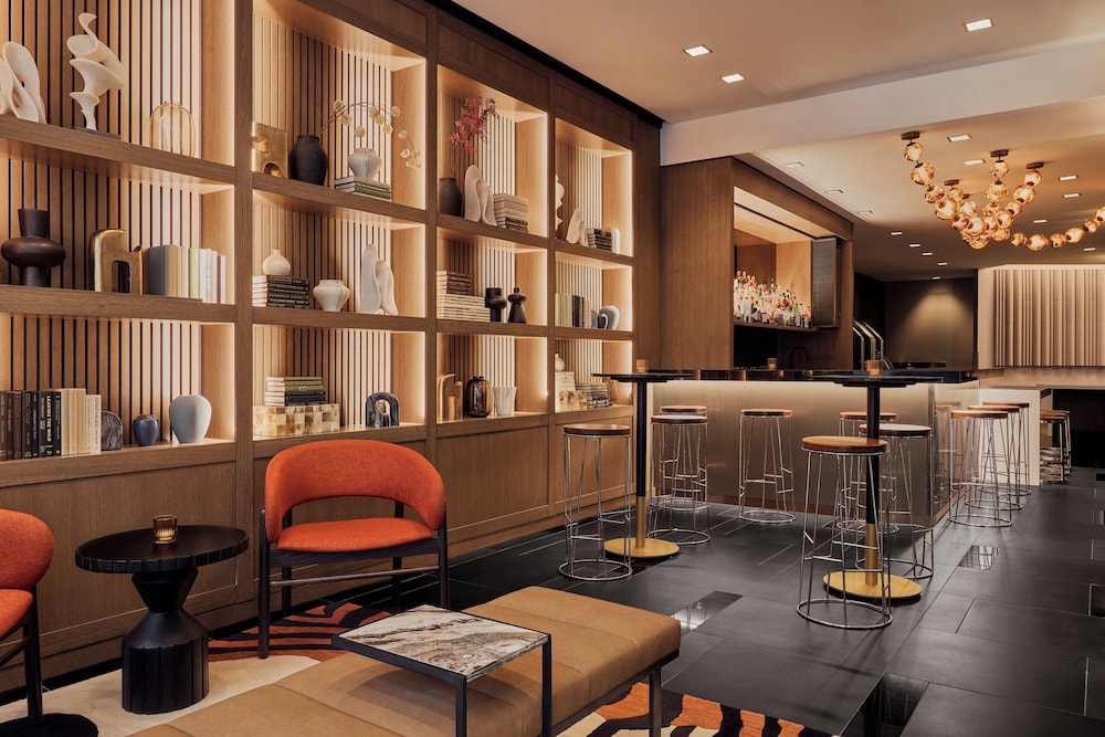 The Godfrey Hotel Boston 53/64