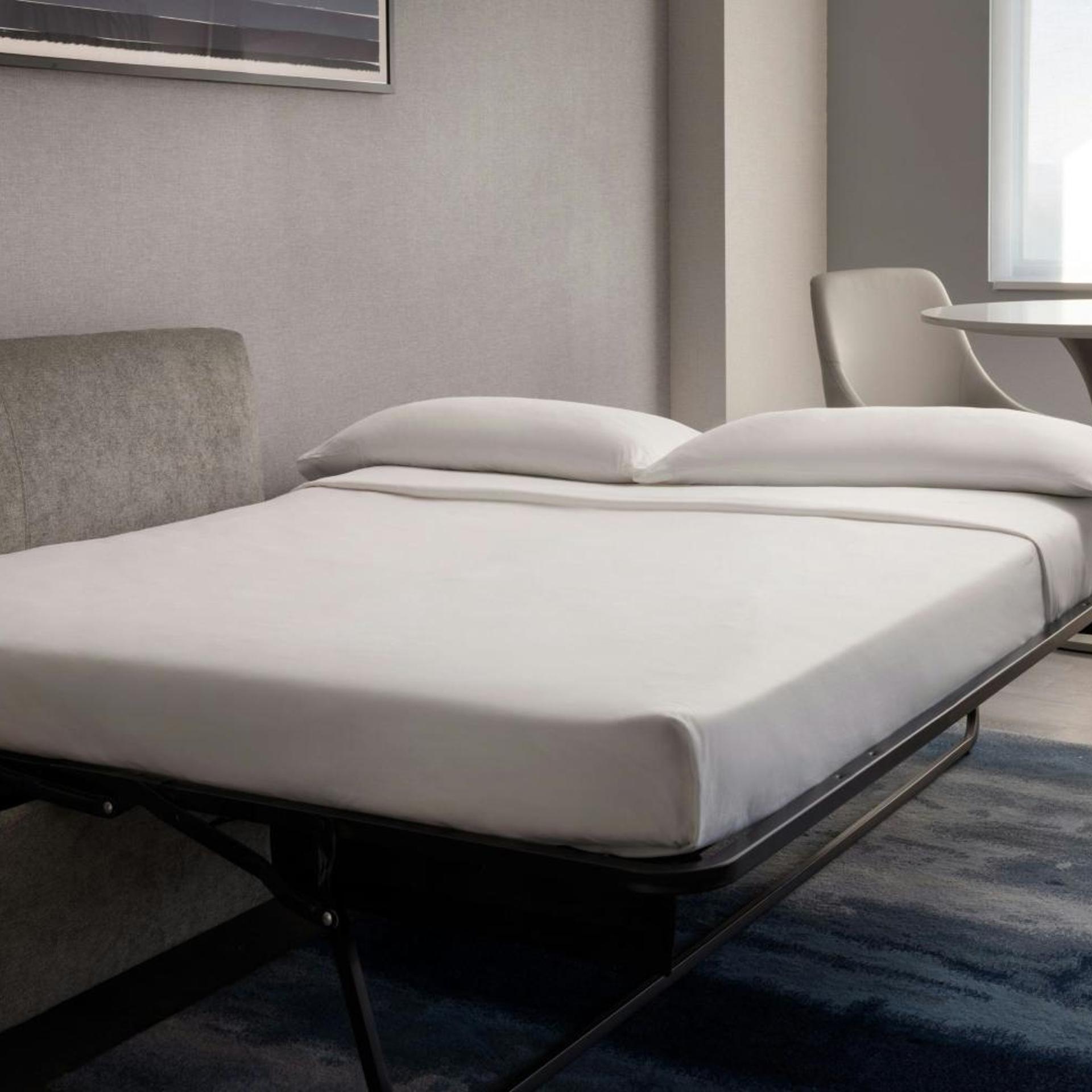 غرفة بسرير كينج مع أريكة لذوي الإعاقة، Las Vegas Marriott 3/10
