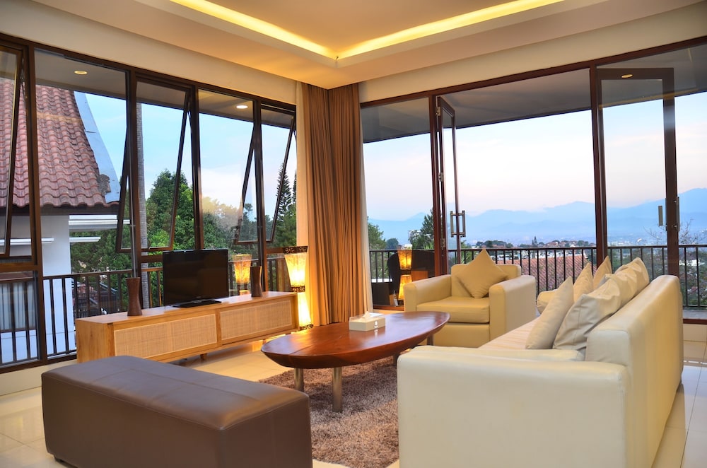 Permai Villa Dago with Pool 27/50