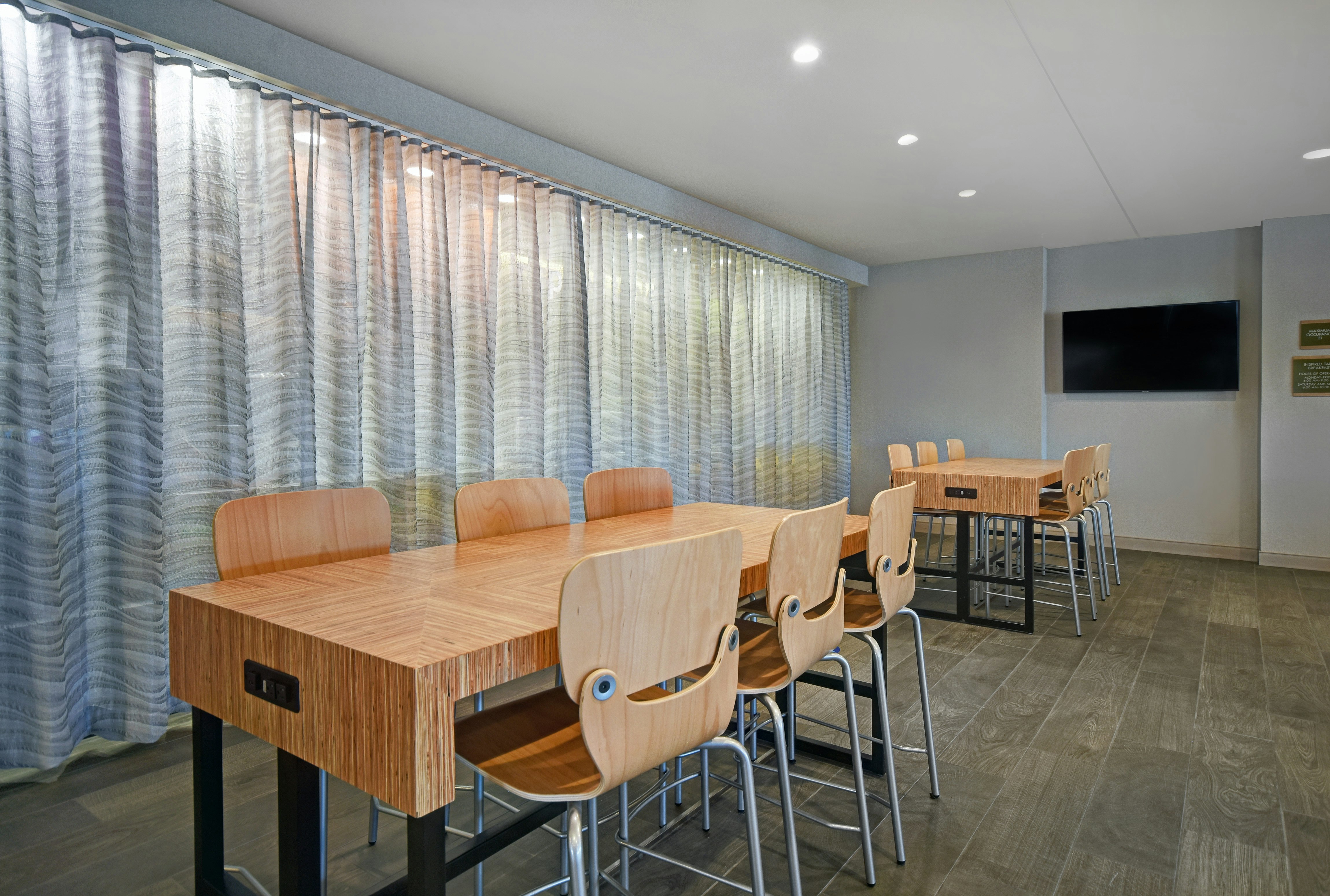 Home2 Suites By Hilton Columbus 20/24