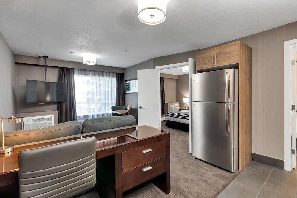 Sandman Hotel Grande Prairie 6/42