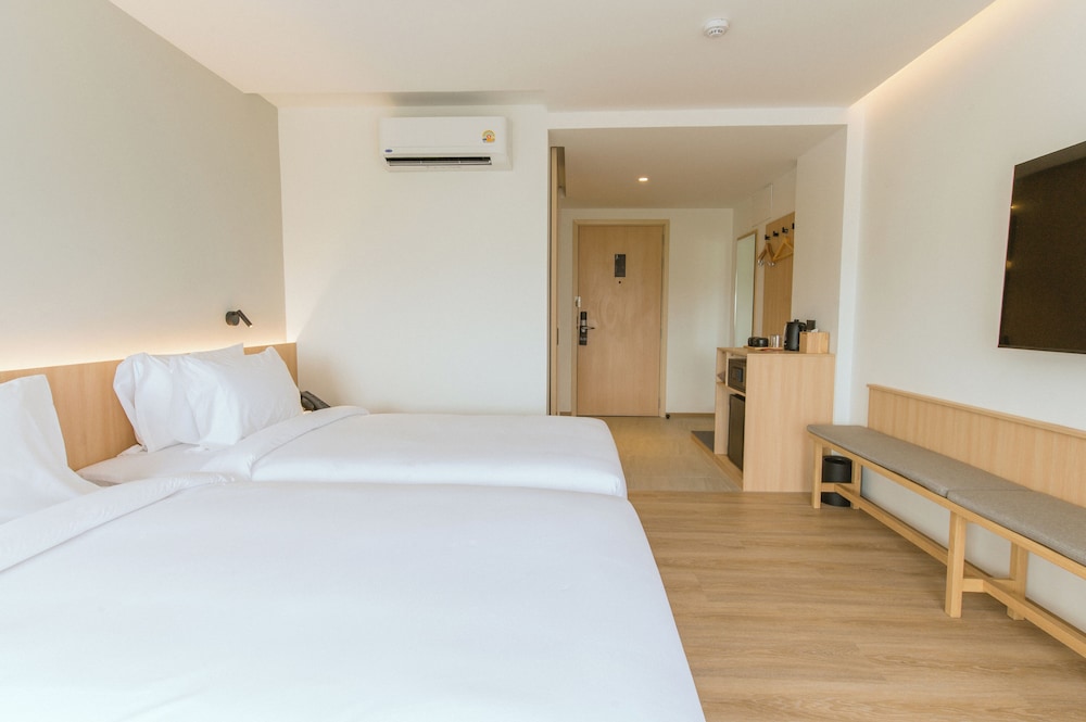PAAK Hotel Suvarnabhumi 12/50