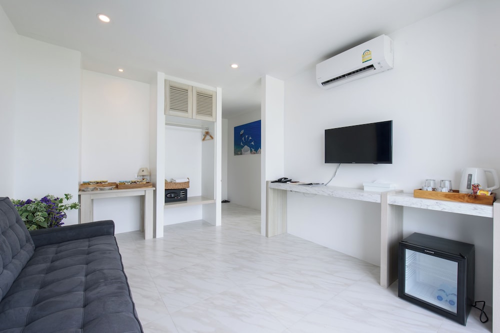 Costa Village Bangsaray 43/50