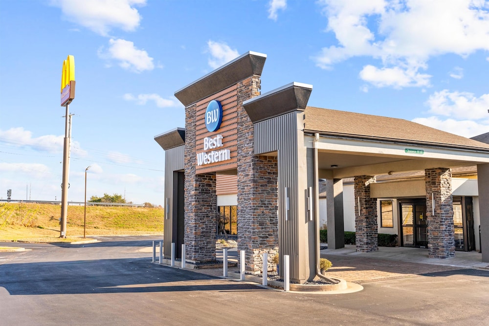 Best Western Courtview Hotel 60/68