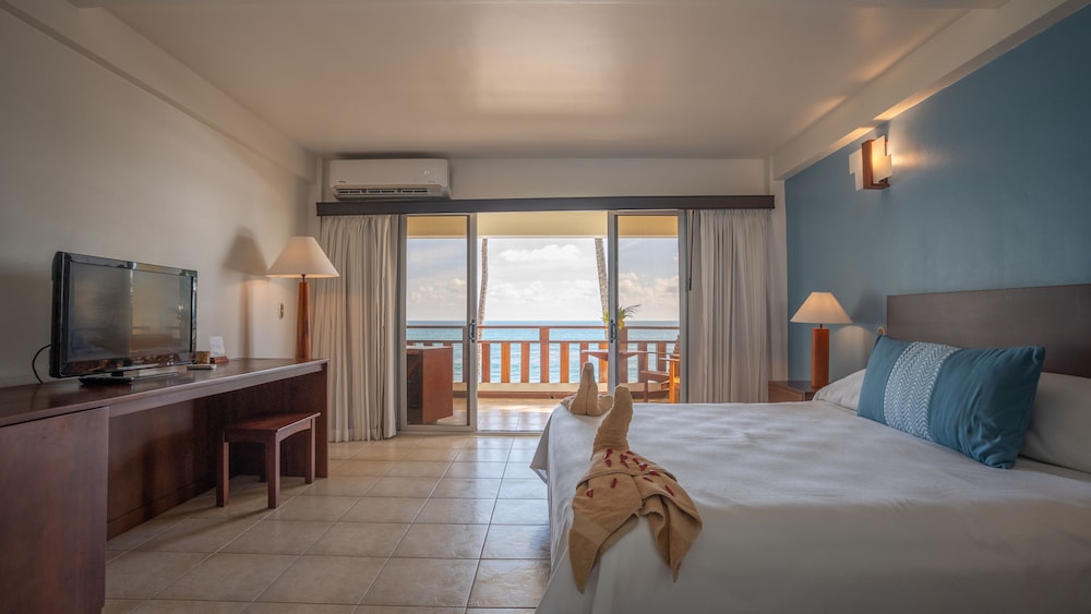 Tango Mar Beachfront Boutique Hotel and Villas 15/49