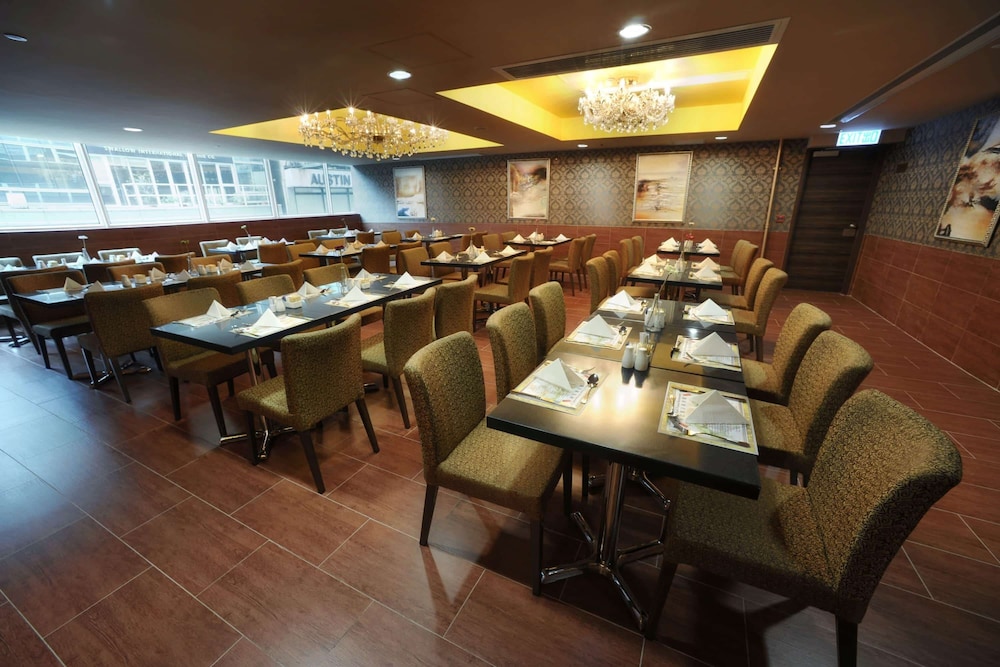 Ramada by Wyndham Hong Kong Grand 45/61