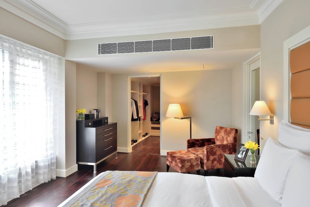 Marriott Executive Apartments Lakeside Chalet Mumbai 5/38