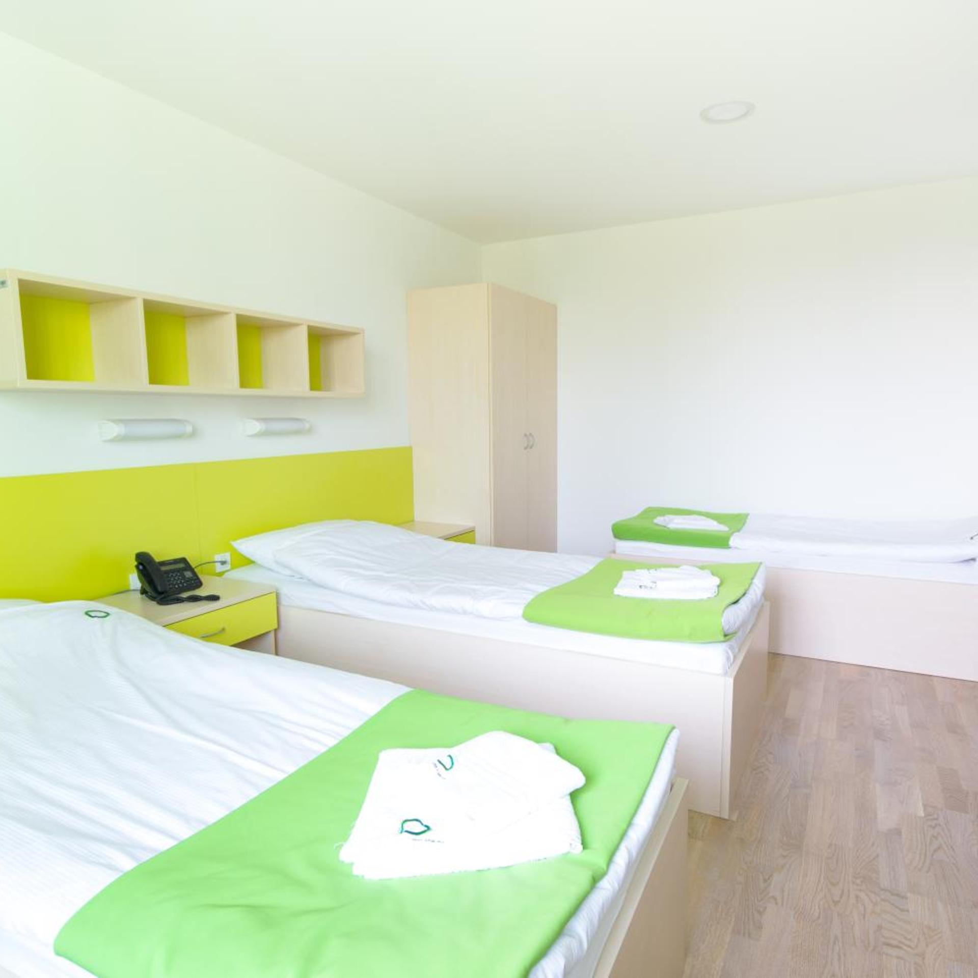 Sport Hotel Ljubljana 11/71