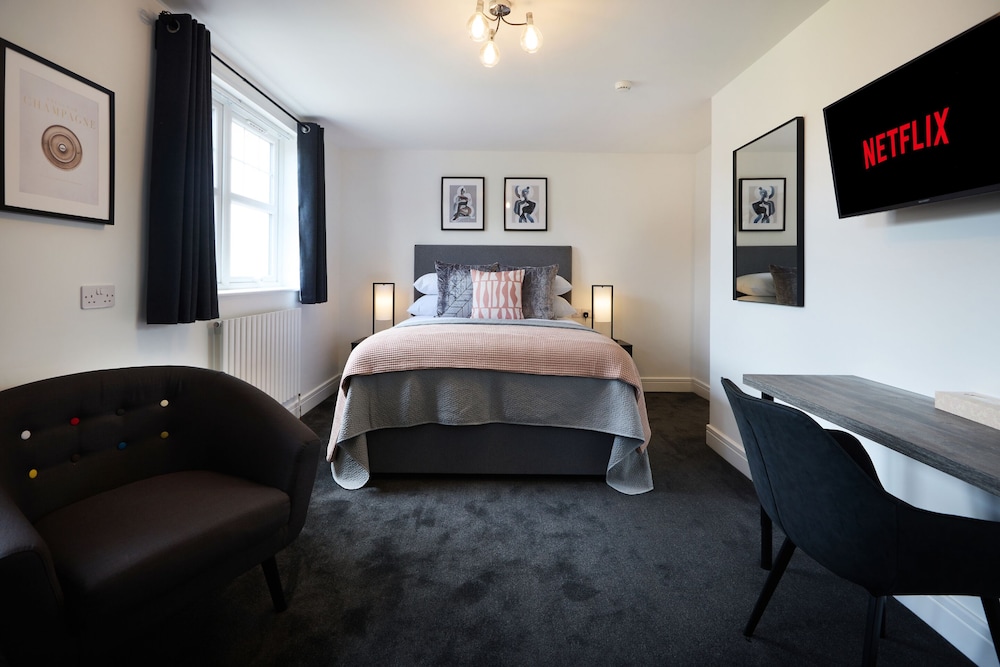 The Woden Boutique Hotel Walsall 24/32