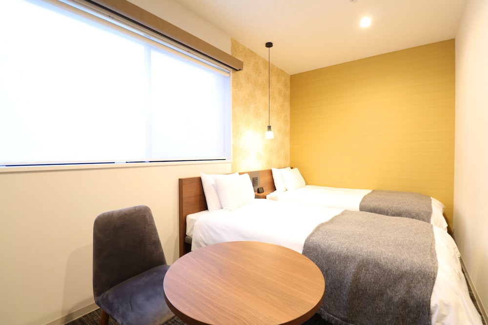 غرفة بسريرين منفصلين، M's Hotel Nijojo Oike 4/7