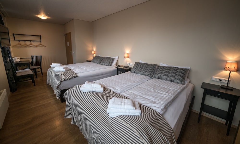 Hotel Breiodalsvik 27/82