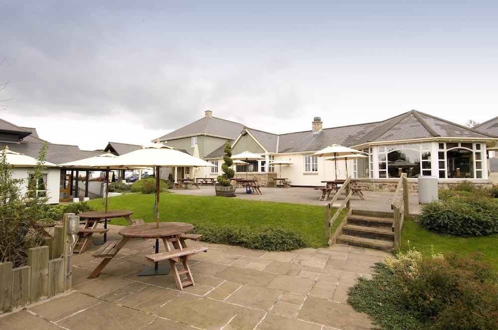 Premier Inn Truro 56/61