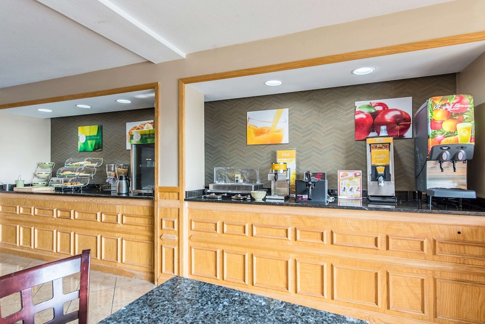 Quality Inn and Suites University Area 27/38