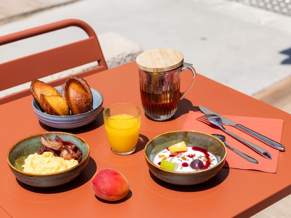 Ibis Beziers Est Mediterranee 64/73