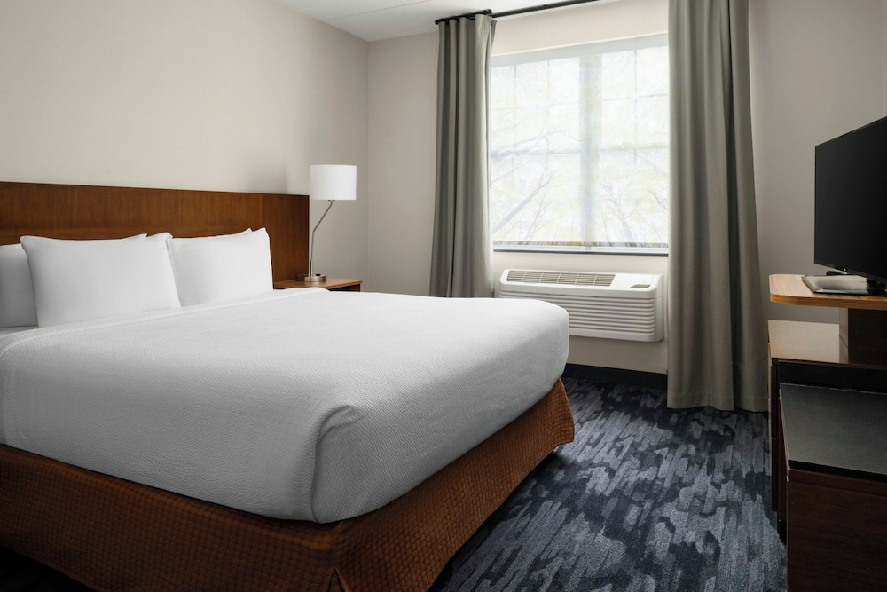 1 Bedroom, Suite, King Bed, Sofa