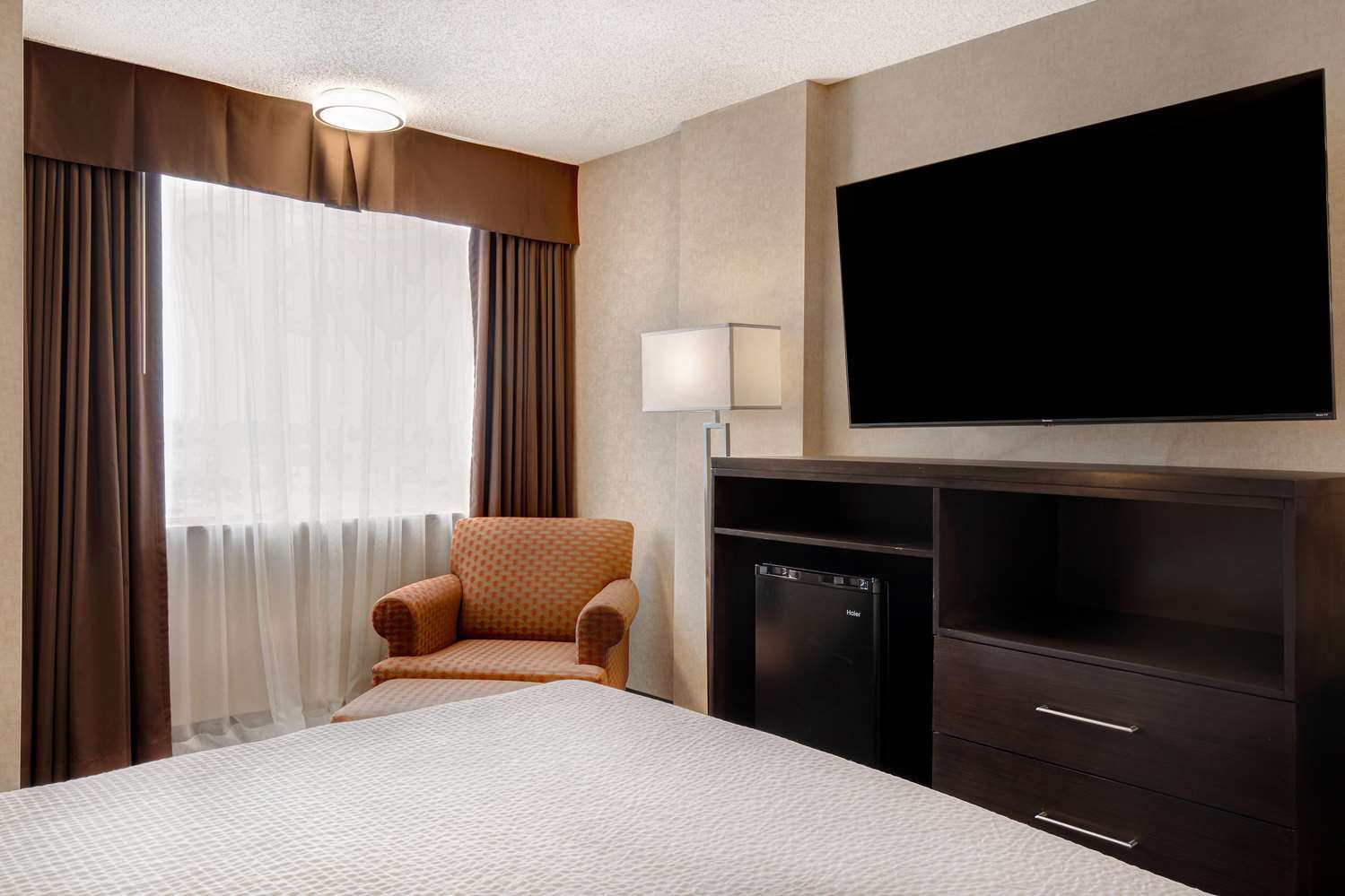 Days Inn by Wyndham Calgary South 19/52