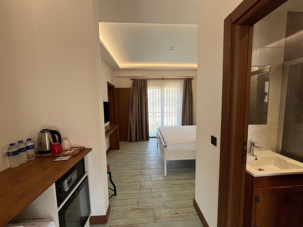 Melitya Hotels Gokceada 41/42