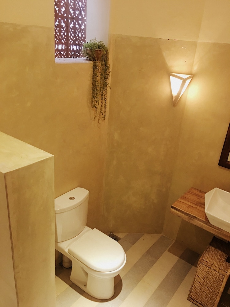 Artisan Villa Colombo 19/21