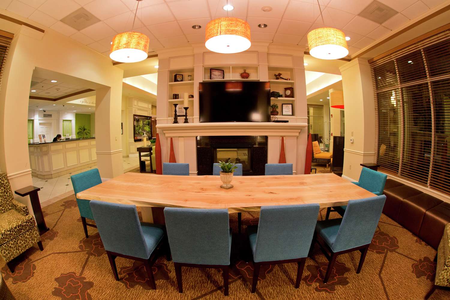restaurant cafeteria