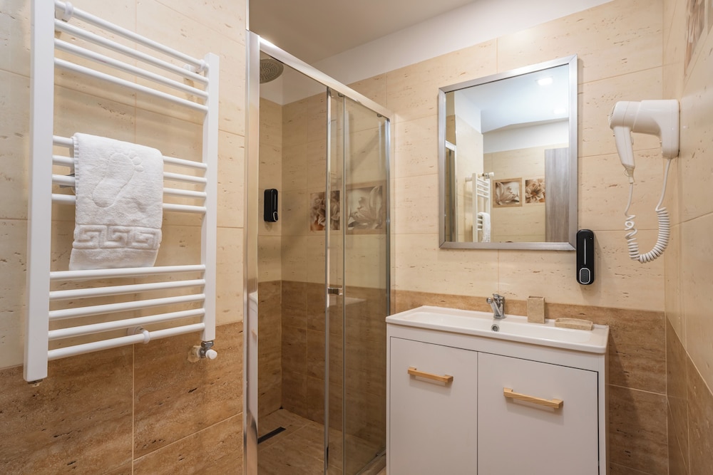 Liad City Center Apartments 49/50