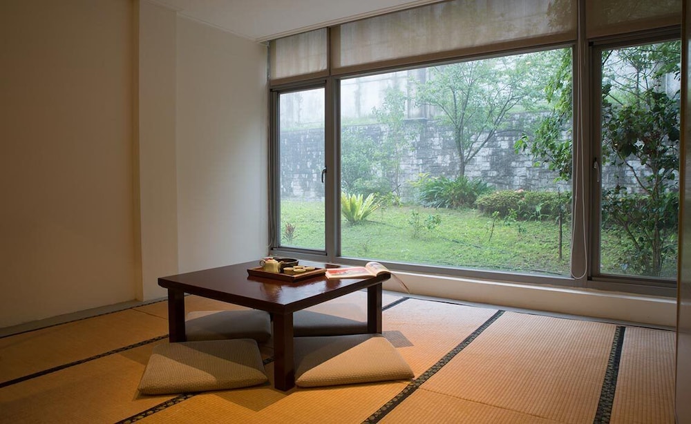 Cedarwood Villa 14/46