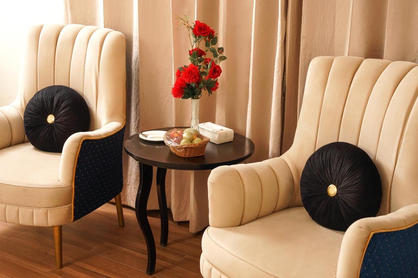 Faletti's Grand Bahawalpur 24/32