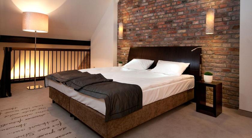 HOTEL REMES SPORT AND SPA 7/32