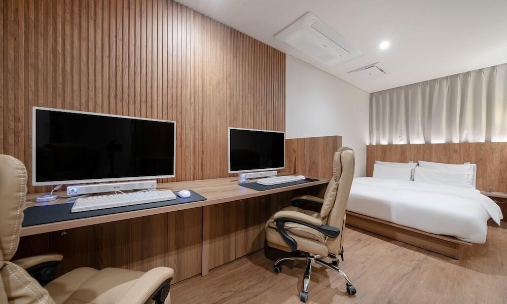 Dongtan Simjak Hotel 90/100