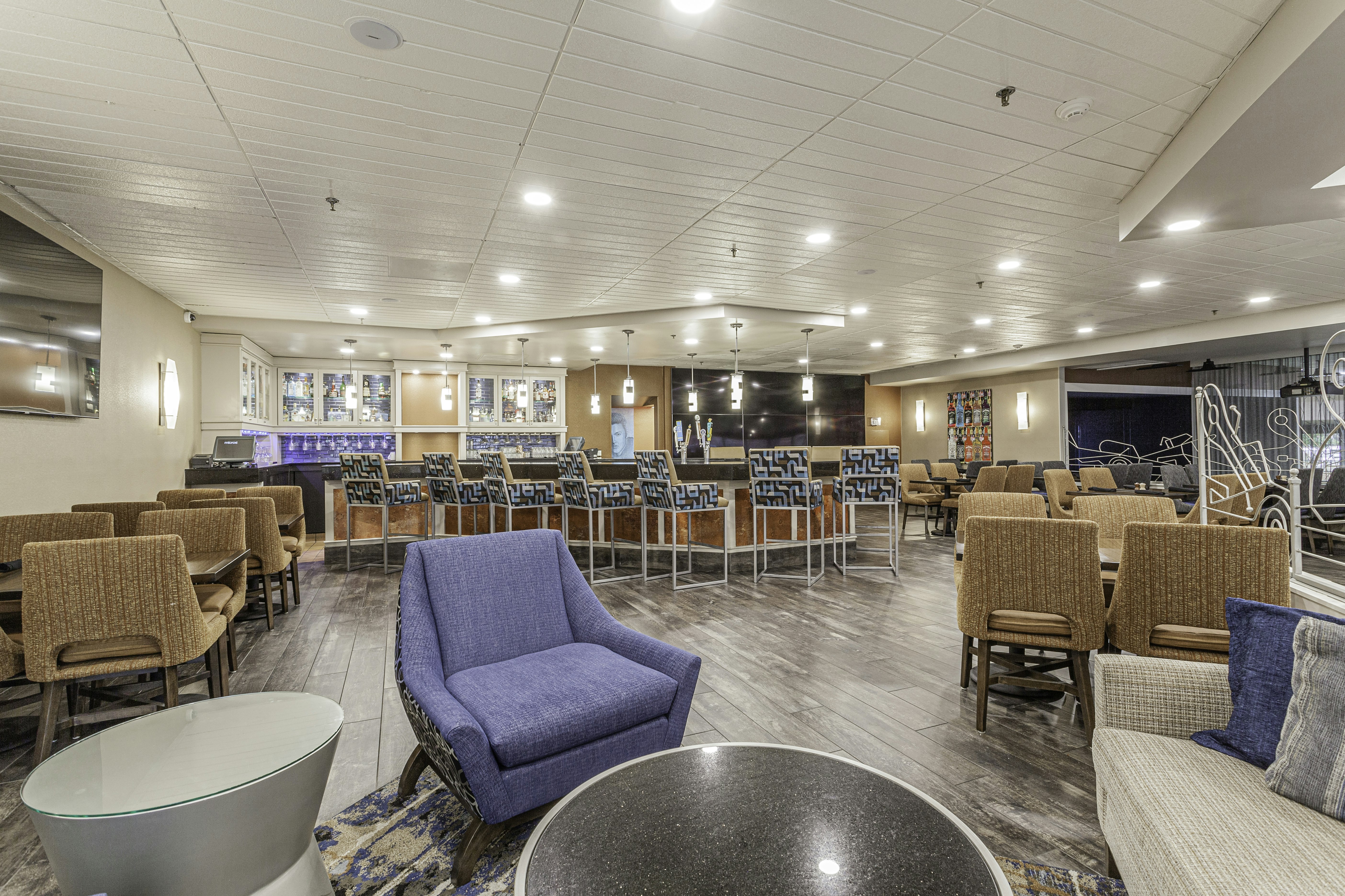 Doubletree Memphis 46/68