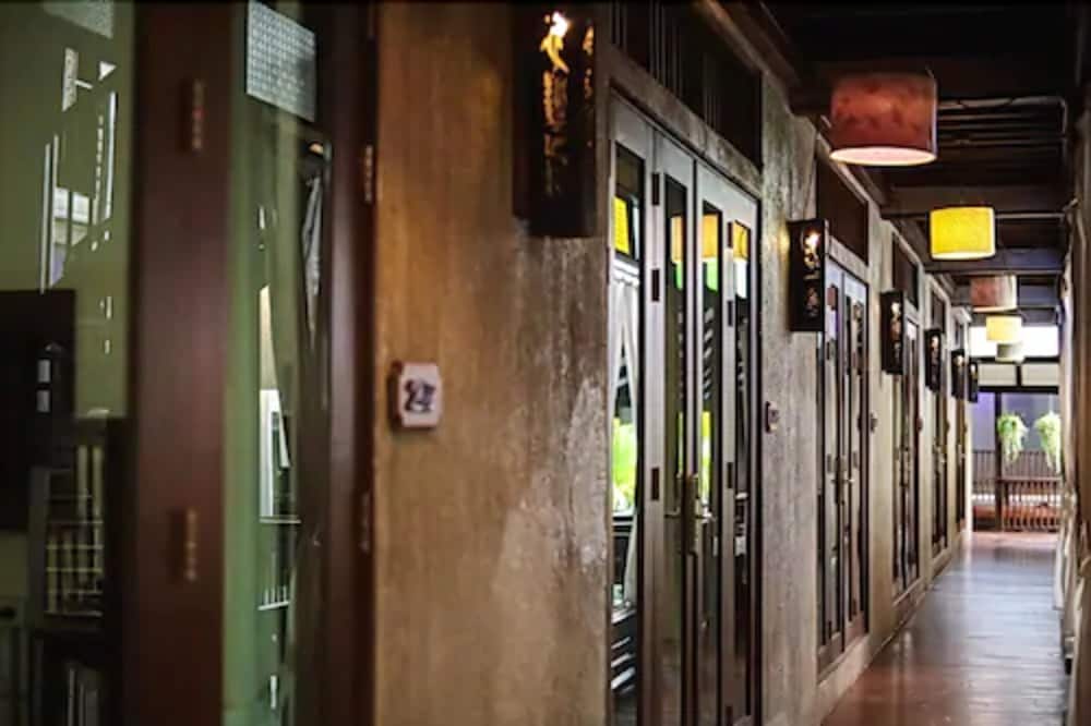 Ban Chang Tong Hotel 4/62