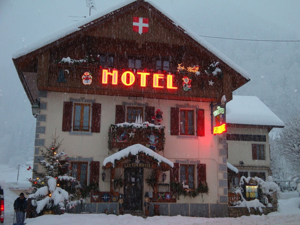 Hotel Les Touristes 6/35
